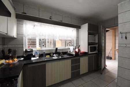 Casa à venda com 155m², 3 quartos e 2 vagasCozinha
