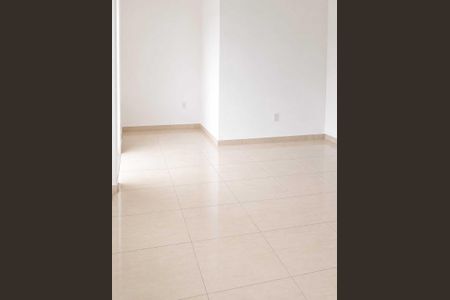 Sala de casa para alugar com 2 quartos, 70m² em Guaratiba, Rio de Janeiro