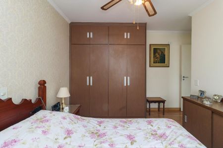 Apartamento à venda com 130m², 2 quartos e 2 vagas Apartamento à venda com 130m², 2 quartos e 2 vagasSuíte