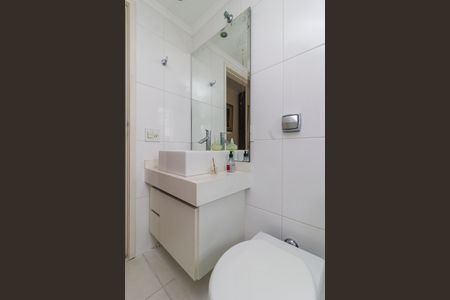 Apartamento à venda com 130m², 2 quartos e 2 vagas Apartamento à venda com 130m², 2 quartos e 2 vagasSuíte - Banheiro