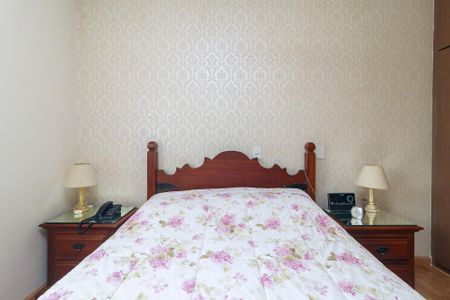Apartamento à venda com 130m², 2 quartos e 2 vagas Apartamento à venda com 130m², 2 quartos e 2 vagasSuíte
