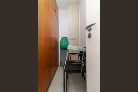 Apartamento à venda com 130m², 2 quartos e 2 vagas Apartamento à venda com 130m², 2 quartos e 2 vagasÁrea de Serviço - Despensa
