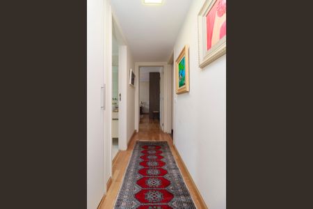 Apartamento à venda com 130m², 2 quartos e 2 vagas Apartamento à venda com 130m², 2 quartos e 2 vagasCorredor