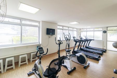 Apartamento à venda com 130m², 2 quartos e 2 vagas Apartamento à venda com 130m², 2 quartos e 2 vagasAcademia