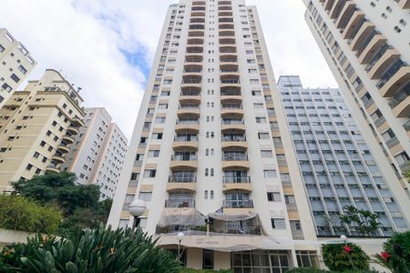 Apartamento à venda com 130m², 2 quartos e 2 vagas Apartamento à venda com 130m², 2 quartos e 2 vagasFachada do Prédio