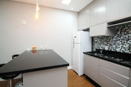 Studio para alugar com 48m², 1 quarto e 2 vagas Studio para alugar com 48m², 1 quarto e 2 vagasCozinha