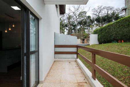 Studio para alugar com 48m², 1 quarto e 2 vagas Studio para alugar com 48m², 1 quarto e 2 vagasVaranda Sala de jantar