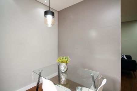 Studio para alugar com 48m², 1 quarto e 2 vagas Studio para alugar com 48m², 1 quarto e 2 vagasSala de jantar
