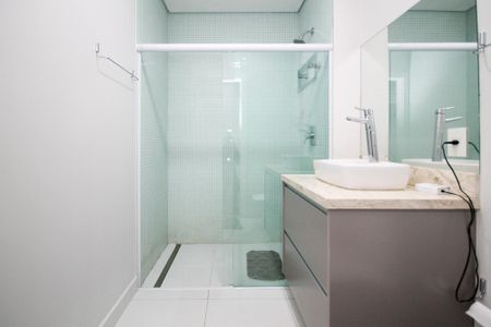 Studio para alugar com 48m², 1 quarto e 2 vagas Studio para alugar com 48m², 1 quarto e 2 vagasBanheiro