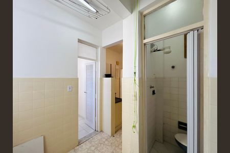 Apartamento para alugar com 70m², 2 quartos e sem vaga Apartamento para alugar com 70m², 2 quartos e sem vagaBanheiro de serviço