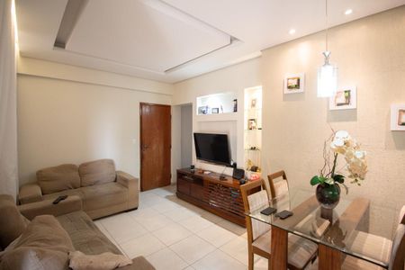 Sala de apartamento à venda com 2 quartos, 105m² em União, Belo Horizonte