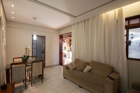 Sala de apartamento à venda com 2 quartos, 105m² em União, Belo Horizonte