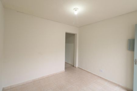 Casa para alugar com 40m², 1 quarto e 1 vaga Casa para alugar com 40m², 1 quarto e 1 vagaSala