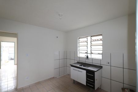 Casa para alugar com 40m², 1 quarto e 1 vaga Casa para alugar com 40m², 1 quarto e 1 vagaCozinha