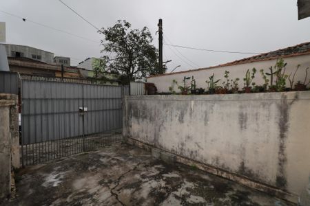Casa para alugar com 40m², 1 quarto e 1 vaga Casa para alugar com 40m², 1 quarto e 1 vagaGaragem