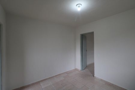 Quarto de casa para alugar com 1 quarto, 40m² em Taboão, Diadema