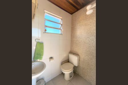Casa de condomínio à venda com 115m², 2 quartos e 1 vaga Casa de condomínio à venda com 115m², 2 quartos e 1 vagaBanheiro