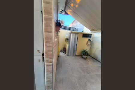 Casa de condomínio à venda com 115m², 2 quartos e 1 vaga Casa de condomínio à venda com 115m², 2 quartos e 1 vagaÁrea externa