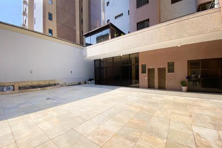 Área comum de apartamento à venda com 3 quartos, 180m² em Serra, Belo Horizonte