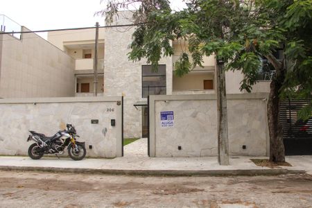 Apartamento para alugar com 2 quartos, 127m² em Portinho, Cabo Frio
