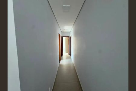 Corredor de casa para alugar com 3 quartos, 120m² em Braúnas, Belo Horizonte