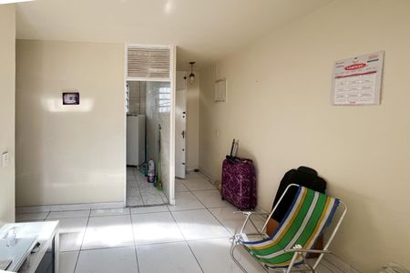 Sala de apartamento à venda com 2 quartos, 60m² em Cordovil, Rio de Janeiro