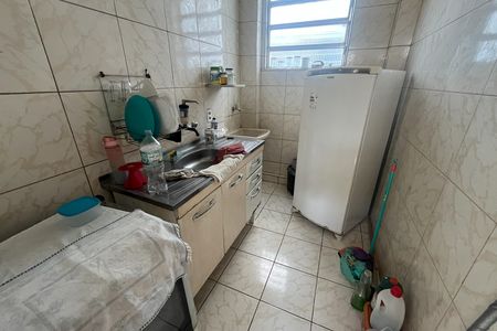 Cozinha de apartamento à venda com 2 quartos, 60m² em Cordovil, Rio de Janeiro