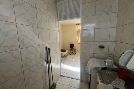 Cozinha de apartamento à venda com 2 quartos, 60m² em Cordovil, Rio de Janeiro