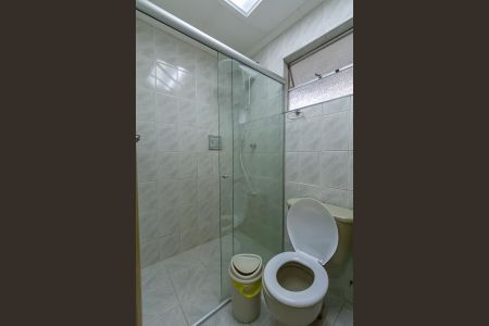 Banheiro de apartamento para alugar com 2 quartos, 60m² em Rudge Ramos, São Bernardo do Campo