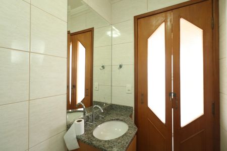 Apartamento à venda com 170m², 2 quartos e 2 vagas Apartamento à venda com 170m², 2 quartos e 2 vagasBanheiro da Cobertura