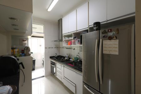 Apartamento à venda com 170m², 2 quartos e 2 vagas Apartamento à venda com 170m², 2 quartos e 2 vagasCozinha
