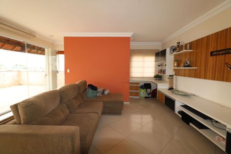 Apartamento à venda com 170m², 2 quartos e 2 vagas Apartamento à venda com 170m², 2 quartos e 2 vagasCobertura
