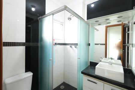 Apartamento à venda com 170m², 2 quartos e 2 vagas Apartamento à venda com 170m², 2 quartos e 2 vagasBanheiro da Suíte