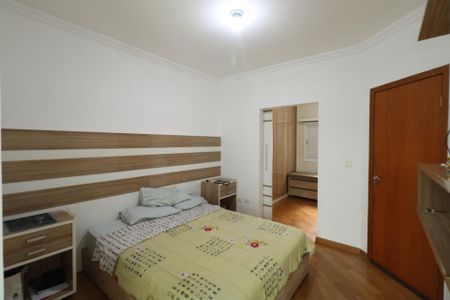 Apartamento à venda com 170m², 2 quartos e 2 vagas Apartamento à venda com 170m², 2 quartos e 2 vagasSuíte