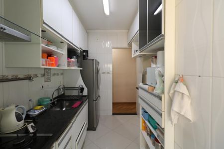 Apartamento à venda com 170m², 2 quartos e 2 vagas Apartamento à venda com 170m², 2 quartos e 2 vagasCozinha