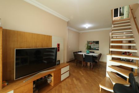 Apartamento à venda com 170m², 2 quartos e 2 vagas Apartamento à venda com 170m², 2 quartos e 2 vagasSala