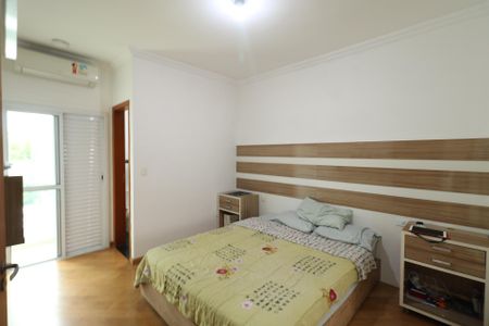 Apartamento à venda com 170m², 2 quartos e 2 vagas Apartamento à venda com 170m², 2 quartos e 2 vagasSuíte