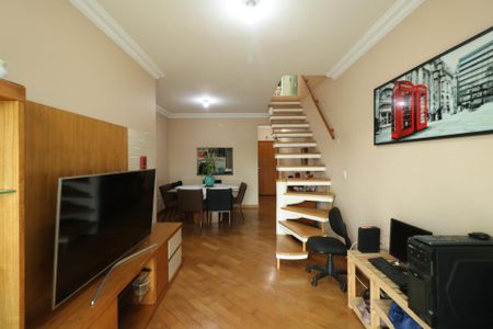 Apartamento à venda com 170m², 2 quartos e 2 vagas Apartamento à venda com 170m², 2 quartos e 2 vagasSala