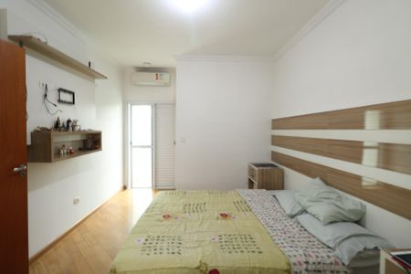 Apartamento à venda com 170m², 2 quartos e 2 vagas Apartamento à venda com 170m², 2 quartos e 2 vagasSuíte
