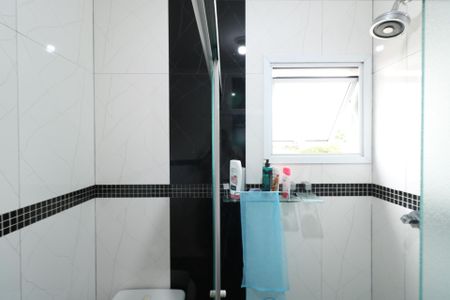 Apartamento à venda com 170m², 2 quartos e 2 vagas Apartamento à venda com 170m², 2 quartos e 2 vagasBanheiro da Suíte
