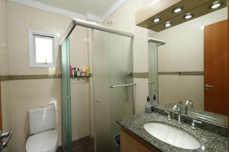 Apartamento à venda com 170m², 2 quartos e 2 vagas Apartamento à venda com 170m², 2 quartos e 2 vagasBanheiro