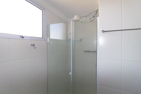 Apartamento à venda com 55m², 2 quartos e 1 vaga Apartamento à venda com 55m², 2 quartos e 1 vagaBanheiro