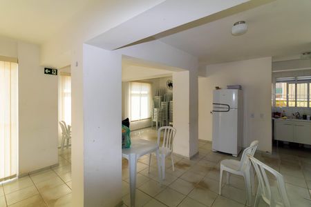 Apartamento à venda com 55m², 2 quartos e 1 vaga Apartamento à venda com 55m², 2 quartos e 1 vagaÁrea comum - Salão de festas
