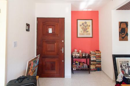 Sala de apartamento para alugar com 1 quarto, 44m² em Cristal, Porto Alegre