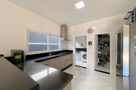 Casa de Condomínio à venda com 3 quartos, 351m² em Jardim Sao Marcos, Valinhos