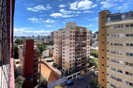 Apartamento à venda com 178m², 4 quartos e 2 vagas Apartamento à venda com 178m², 4 quartos e 2 vagasQuarto 3