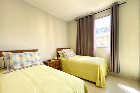 Apartamento à venda com 178m², 4 quartos e 2 vagas Apartamento à venda com 178m², 4 quartos e 2 vagasQuarto 2