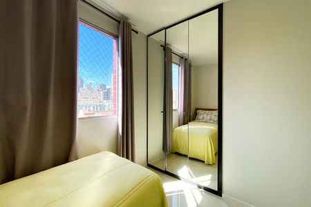 Apartamento à venda com 178m², 4 quartos e 2 vagas Apartamento à venda com 178m², 4 quartos e 2 vagasQuarto 2
