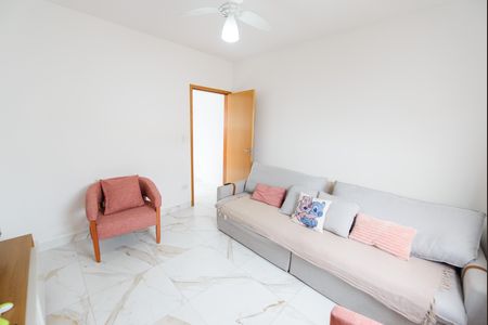 Sala de casa para alugar com 2 quartos, 120m² em Chácara Belo Horizonte, Taubaté