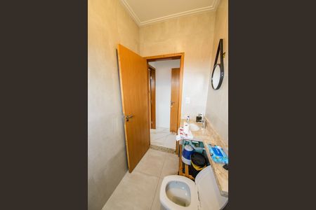 Casa para alugar com 120m², 2 quartos e 2 vagas Casa para alugar com 120m², 2 quartos e 2 vagasBanheiro Social 1